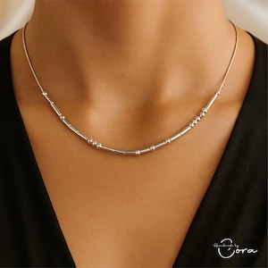 Anpassat morsekodhalsband, hemligt meddelandehalsband, personliga smycken med dolt meddelande, minimalistiskt morsekodhalsband, jubileumspresent