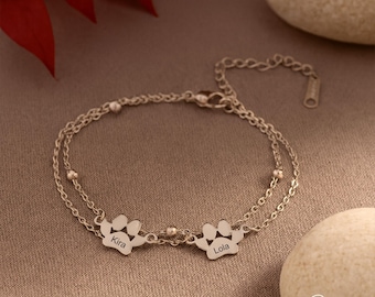Dog Paw Name Bracelet, Personalized Pet Paw Jewelry, Silver Name Bracelet, Engraved Pet Paw Pendant, Pet Keepsake Jewelry, Pet Lover Gift