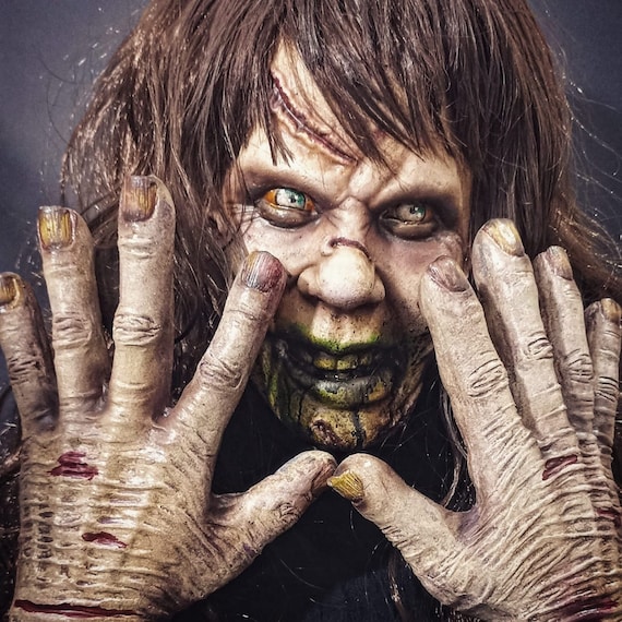 The exorcist latex mask, Regan MacNeil mask, Horror movie, Demond Possessed, Halloween, Cosplay (hands included)