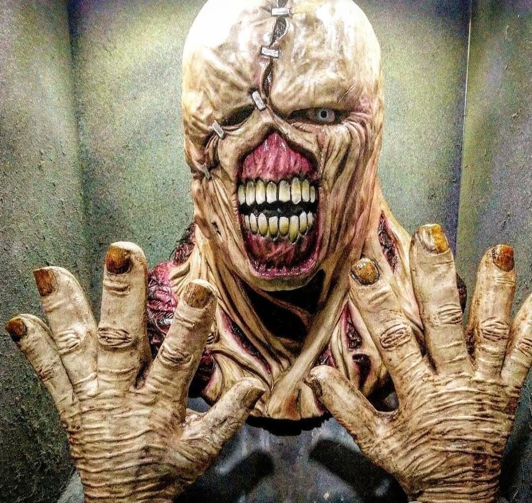 Nemesis mask + Hands deluxe latex, movie, gamer, gaming, halloween, terror, cosplay, comiccon, latex, horror