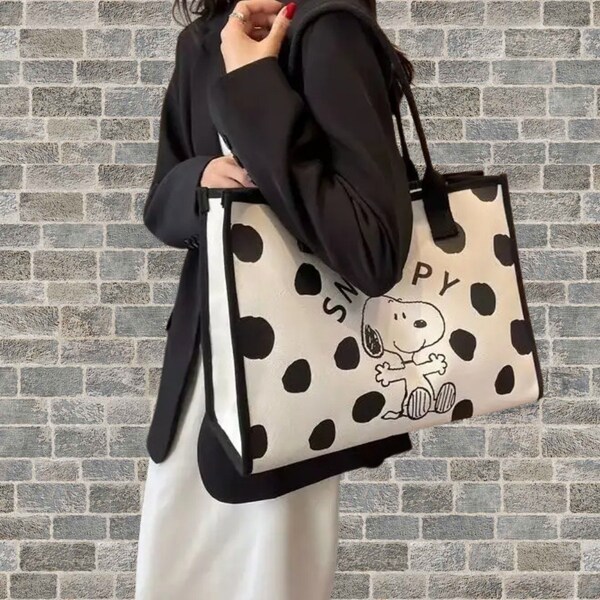 2023 New Fashion, Large Capacity Cartoon Canvas Bag, Mommy Shoulder Tote Bag, Go Out Hand Shopping Bag, Snoopy Tote Bag, Y2K Bag