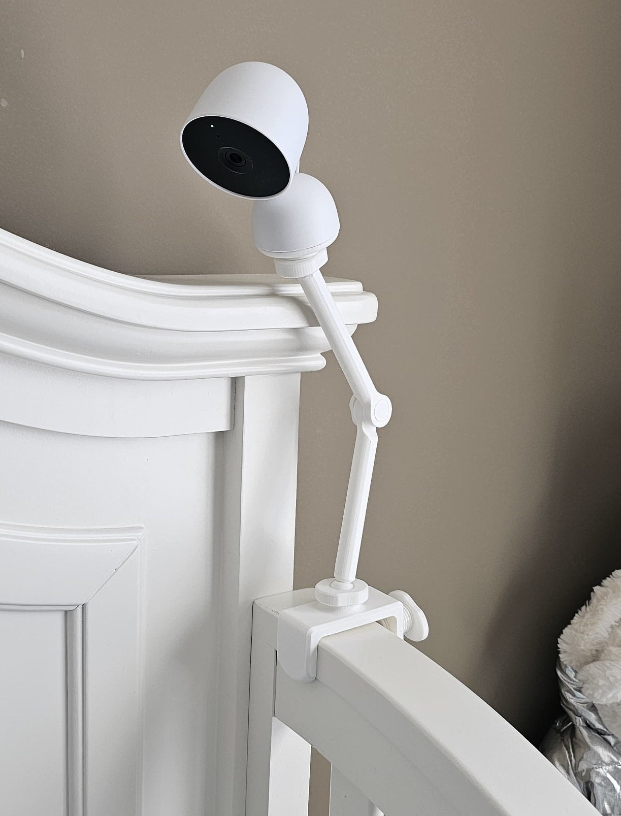 Nest Cam 2台セット ホワイト 室内用　台座 Nest Cam (indoor) Stand - Bed Mount - Nest Camera Into Baby Camera