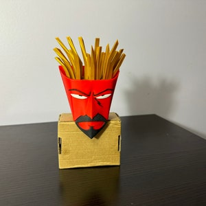 Pommes-Dreadlocks! 140 mm/5.5 inch große 3D gedruckte magnetische Figur.