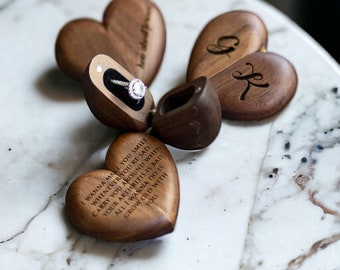 Scatola per anelli a forma di cuore - Scatola per anelli di fidanzamento o matrimonio sottile segreta in legno incisa, regalo d'amore per decorazioni per proposte romantiche a forma di cuore