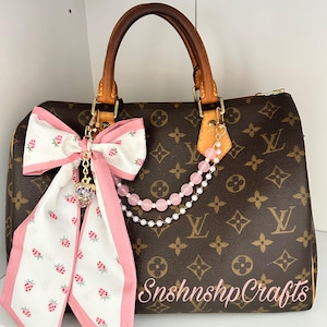 Pink Chain Handbag Purse Tote Bag Accessory