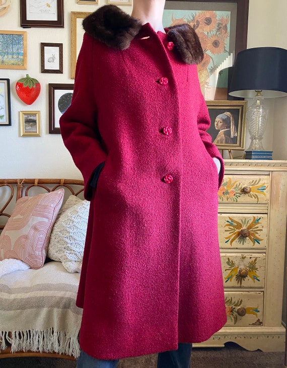 Vintage 60’s Red Coat with Fur Collar