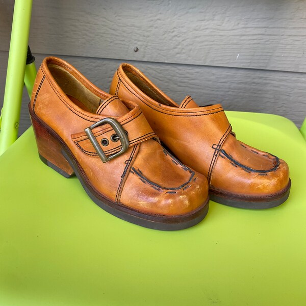 70’s Leather Platform Loafers - Size 5