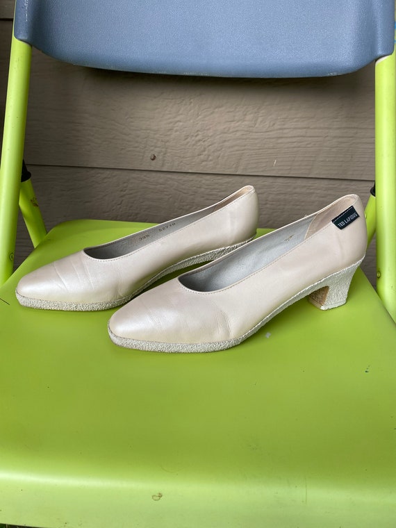 Vintage Designer Wedding Bridal Shoes - Size 8.5 - image 3
