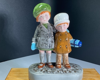 Figura de American Greetings 1971 "No puedes ser pobre si tienes un amigo"