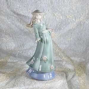 Pretty Porcelain Lady with Basket of Flowers