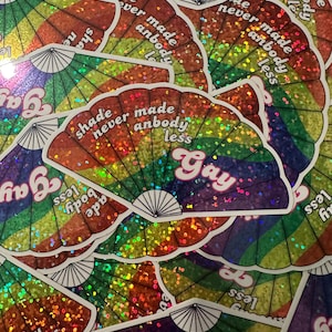 Adesivo de vinil com glitter para fã do Orgulho Gay – Decalque de leque de mão arco-íris LGBTQ+ – Adesivo à prova d'água para laptops, garrafas de água, diários e muito mais