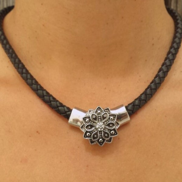 Metall-Mandala-Power-on-Halskette mit unsichtbarem Magnetverschluss vorne – Armband, Ring und Anhänger – limitierte Auflage.