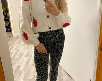 Cute Autumn Fashion Strawberry Cardigan, Warm Thick Knitted Sweaters, Women's Loose Sleeve Single Breasted Crop Top Coat, Stylish Streetwear