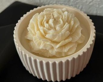 Handcrafted Soy Wax Candle Adorned with Wax Flower in Jesmonite Vessel, Scented Candle Great Gift for Mother