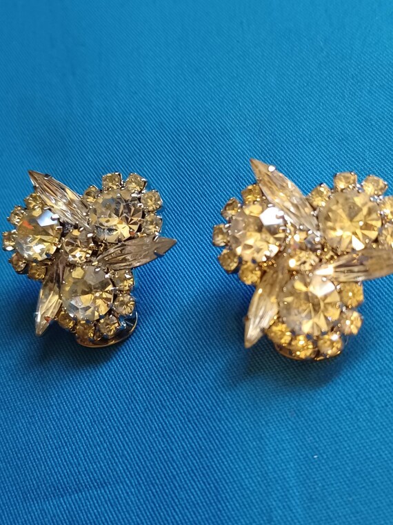 Classic 1950s Rhinestone Earrings - image 2