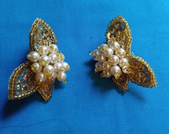 Avon "Sequin Sparkle" Earrings 1991