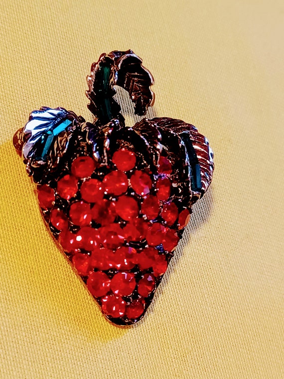 Strawberry Brooch Signed "Pell" - image 2