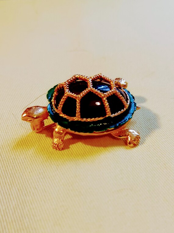 Enameled Turtle Brooch - image 4