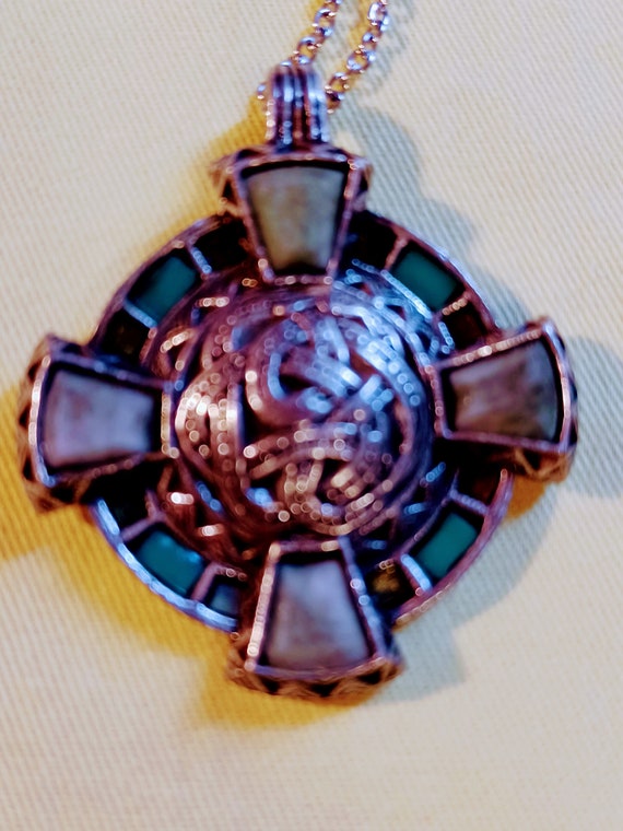 Celtic Style Pendant Signed Miracle