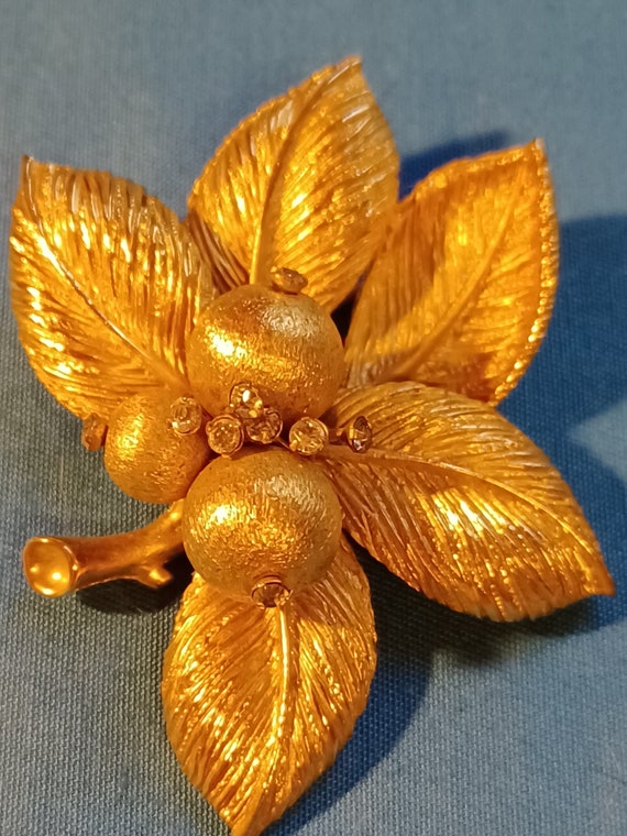 1960s Coro Brooch