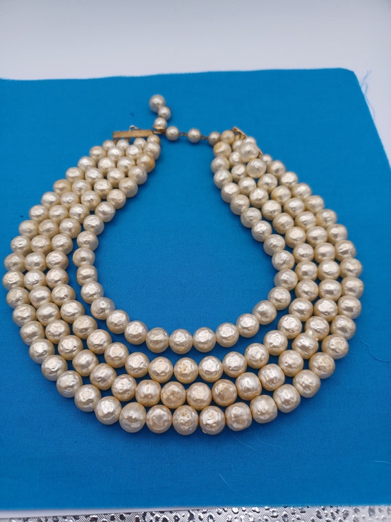 Lisner Faux Pearl Necklace
