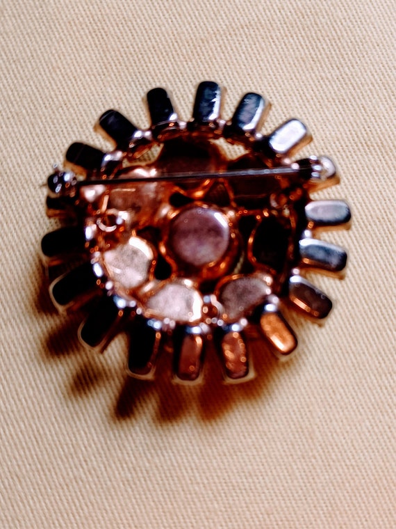 1950s Brooch with Autumn Colors - image 3