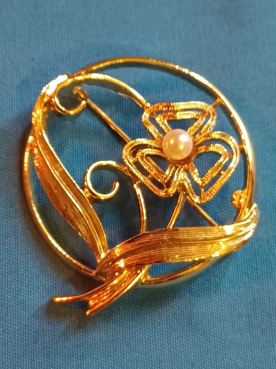 Sarah Coventry "Precious" Brooch 1973