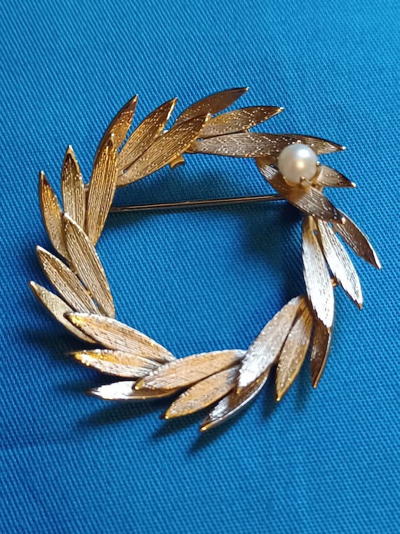 Faux Pearl Brooch