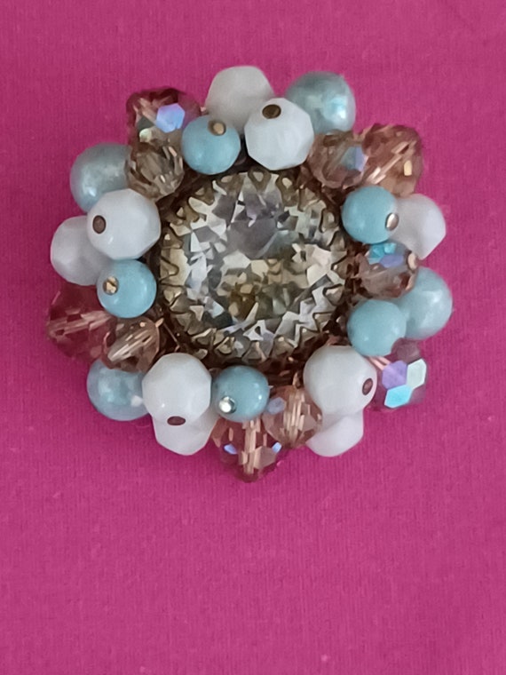 1950s Beaded Brooch - image 1