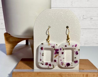 Handmade Pressed Flower Resin Earrings, Lightweight Resin Earrings, Purple Flower Earrings, Floral Earrings