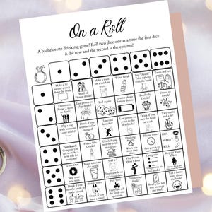 Può includere: Una carta da gioco rettangolare bianca intitolata On a Roll con testo e illustrazioni in nero. La griglia presenta icone di dadi per righe e colonne, contenenti varie istruzioni di gioco alcolico per i partecipanti durante il gioco.