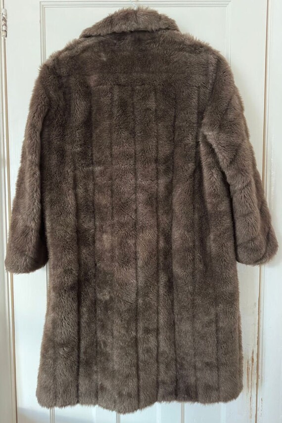 Womens Wonderfull Faux Fur Coat Gorgeous Vintage … - image 2