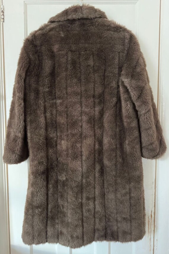 Womens Wonderfull Faux Fur Coat Gorgeous Vintage … - image 8