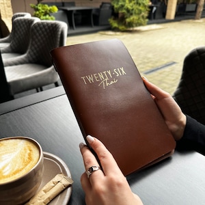 Skórzana okładka na menu, Okładka na menu, Uchwyt na menu, Skórzany uchwyt na menu, Folder na menu, Menu barowe, Książka menu, Niestandardowa okładka na menu, Uchwyt na menu koktajlowe