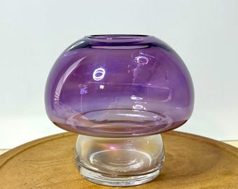 Vintage Amethyst Art Glass Mushroom Vase – Hand-Blown Studio Glass Bud Holder