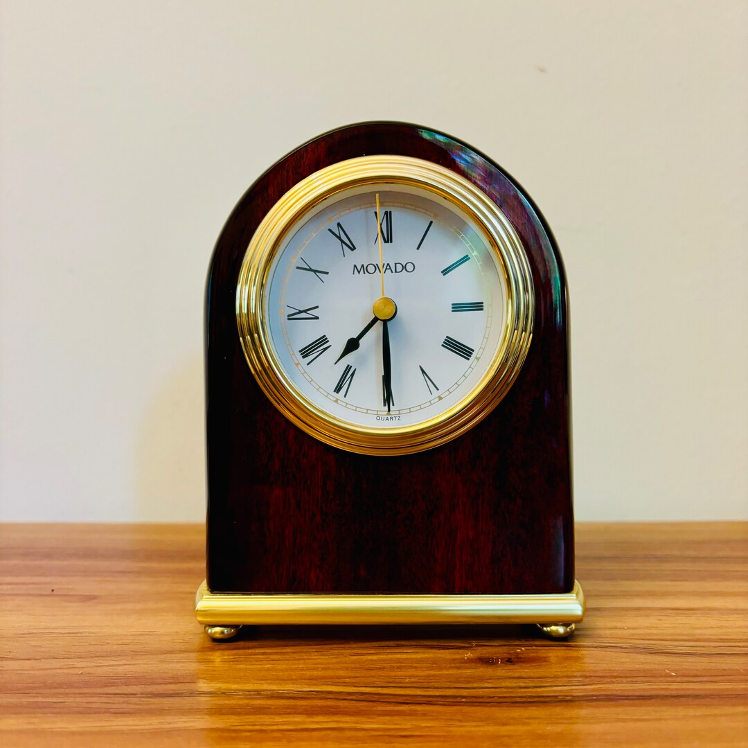 1990s Movado Mantel Clock Elegant Vintage Brass and Mahogany Wood Finish Quartz Desk Clock 5.5