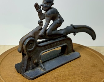 Antique Brighton No. 3 Cast Iron Tobacco Cigar Cutter Nut Cracker Elf  Jester