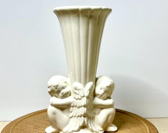 Vintage Cherub Vase USA Ceramic Angel Planter Ivory Figural Decor Romantic Classical Home Accent