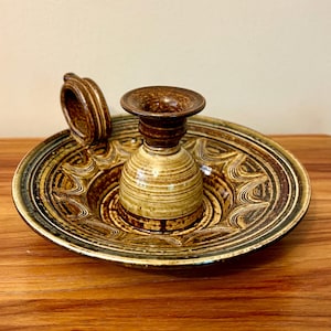 Vintage Studio Pottery Candle Holder – Hand-Thrown Stoneware Chamberstick with Handle – Rustic Mid-Century Modern Decor
