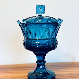 Vintage Windsor Crown Cobalt Blue Candy Dish: UV Glass Tiara Exclusives