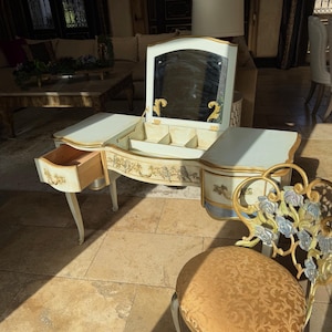 Dressing Table Victorian - Etsy