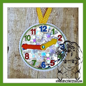 CLOCK with MoVING HaNDS Teach TiME ~ In the Hoop ~ Instant download Design by Carrie
