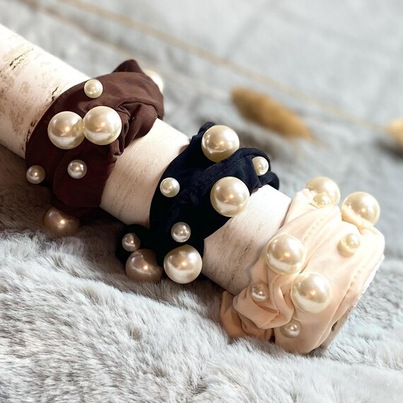 2pcs Pearl-Accent Cream Satin Scrunchie & Brown Flower Hair Clip Set Ivory and Co Gardenia Gold Dainty Crystal and Pearl Floral  main image 3