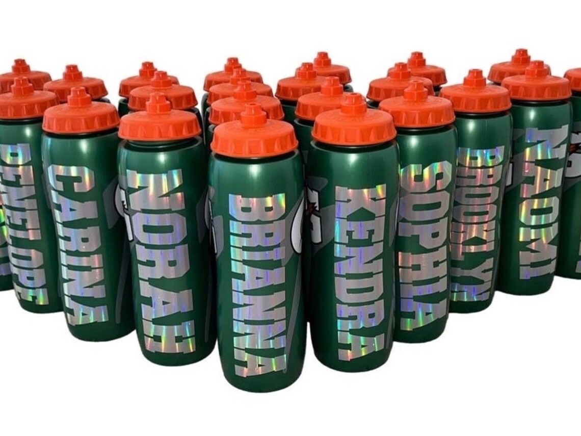 Custom Green Gatorade Squeeze Water Bottle – 32 Oz, Personalized Name, Perfect For Sports Teams & Parties!