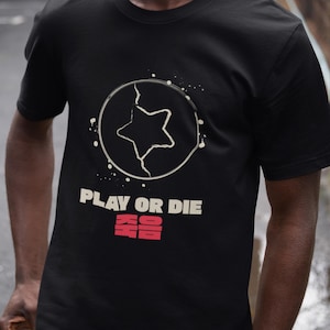Play or die Heavy Cotton Tee