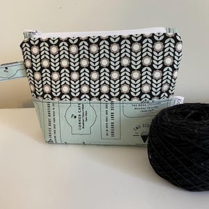 Small Quilted Knitting Project Bag: Floral Notions Pouch