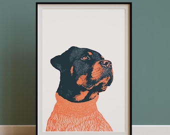 Puede incluir: Un cuadro enmarcado con un perro Rottweiler. La ilustración estilizada muestra la cabeza y la parte superior del cuerpo del perro. El perro tiene pelaje negro con marcas naranjas, sobre un fondo blanco, en un marco negro.
