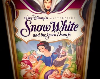 Disney SNOW WHITE and the Seven Dwarfs...Masterpiece Collection (1524)...Original Animated Classic...VINTAGE