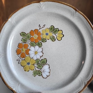 Vintage 1970s, Baroque Spring Garden, Handpainted Hearthside Stoneware, Japan, Orange, Yellow, Flowers. 11 inch Dinner Plate, Replacements