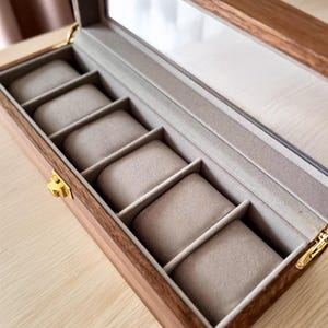 Luxe horlogevitrine met 6 sleuven, zwarte walnoot, elegante houten opberger met glazen deksel, fluweel beklede horlogedoos met 6 sleuven, perfect cadeau voor mannen